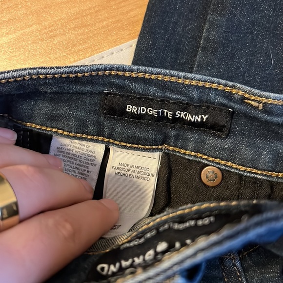 Lucky Brand 0/25 Dark Wash Bridgette Ankle Cut Jeans, Used- Good - Picture 9 of 10